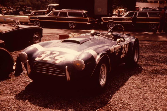 324