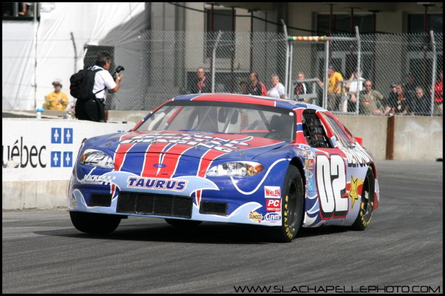 Nascar Canadian Tire GP3R 07 003