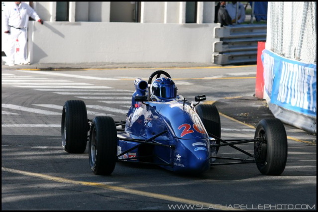 1600 GP3R 07 032